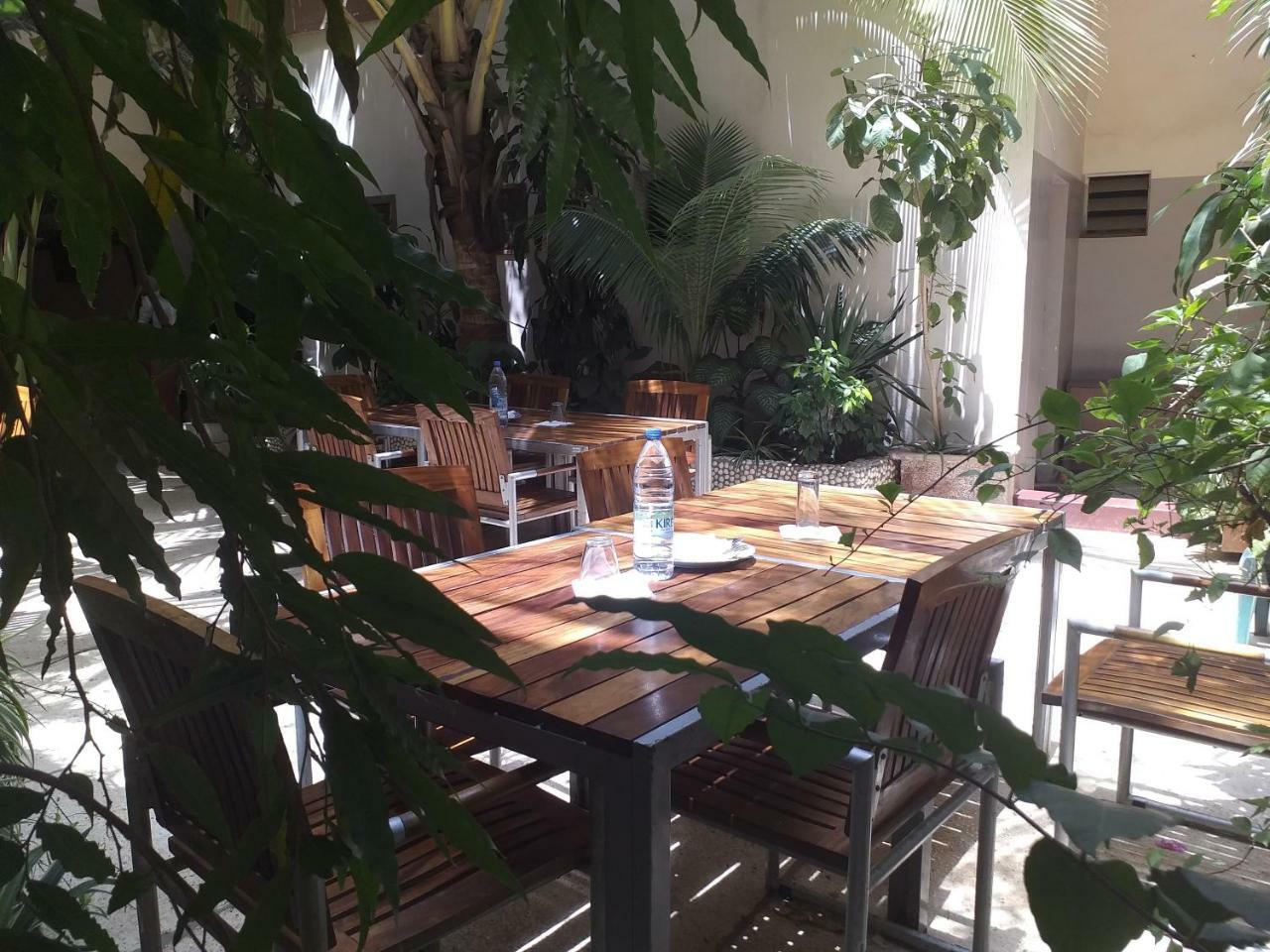 Hotel Saint-Louis Sun דקר מראה חיצוני תמונה