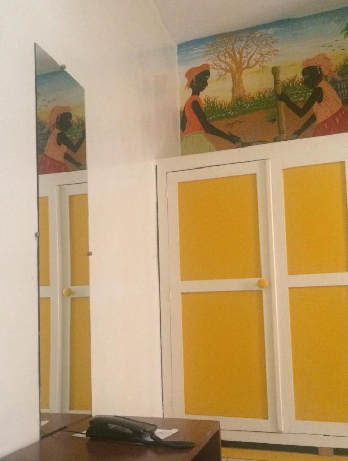 Hotel Saint-Louis Sun דקר חדר תמונה